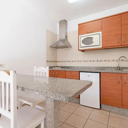 法伊纳公寓 卡门港